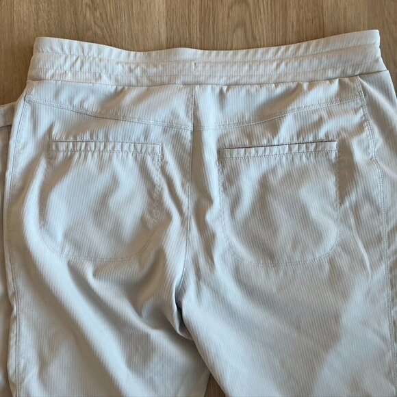 LOLE Women’s Gateway Lightweight Relaxed Fit Travel Pants Small Gray - Picture 12 of 12